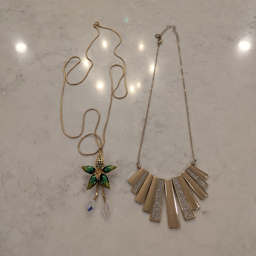 Vintage Gold and Green Chain  Adjustable Floral Pendant Necklace Set Of 2